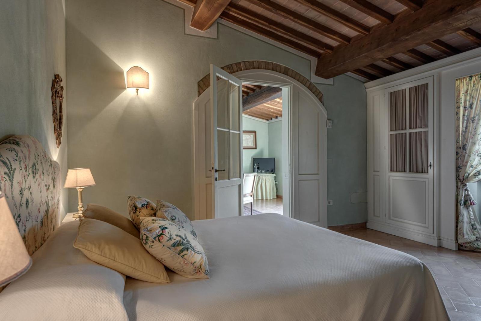 Villa Il Castagno Wine & Resort Siena Exterior foto